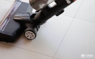 深入測評 萊克魔潔M12智能家用吸塵器，構建健康家庭清潔體系